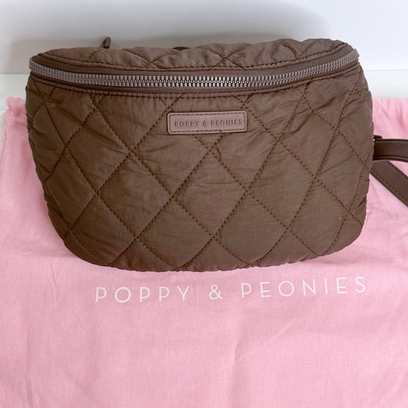 Poppies & Peonies Quilted Large Sidekick Brown - Picture 1 of 9